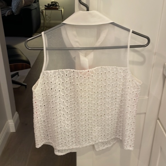 Catherine Malandrino sleeveless blouse. - Picture 4 of 4